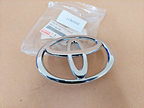 Toyota corolla radiator grille - toyota,