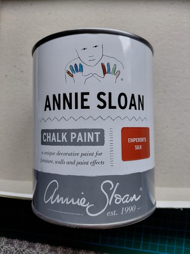 Annie sloan chalk - chalk, paint