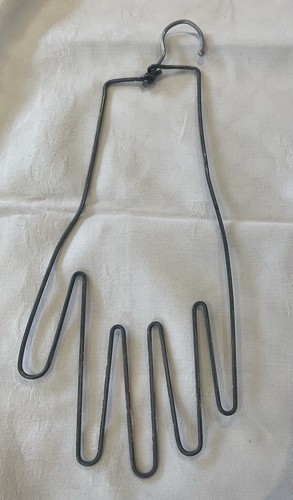 Vintage wirework glove - vintage, display
