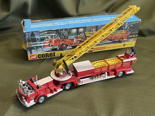 Vintage corgi major aerial - ,
