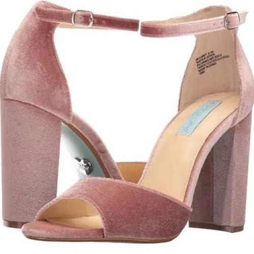 Betsey johnson pink velvet - betsey,