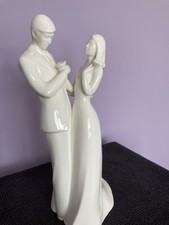 ROYAL DOULTON IMAGES FIGURE