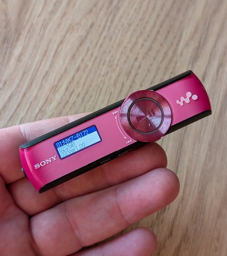 Sony mp3 nwz b172 protable - sony,