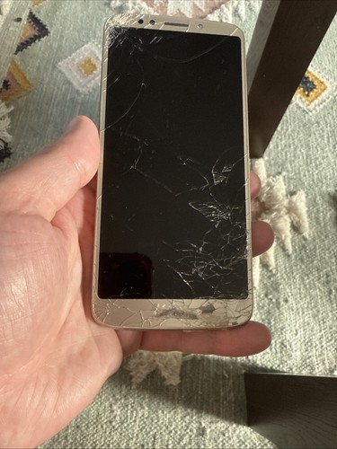 Motorola play cracked - motorola, g6