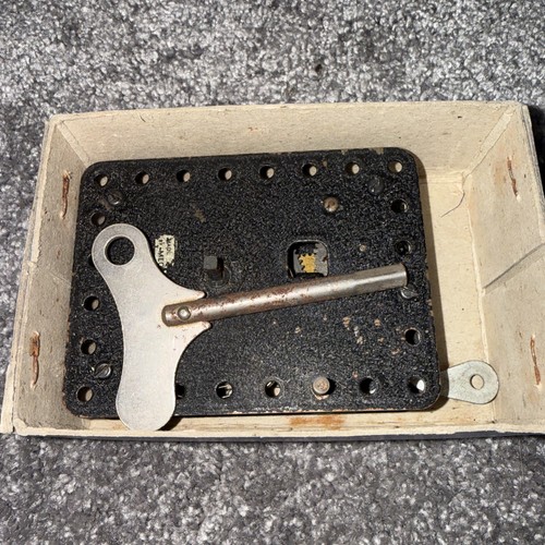 Meccano clockwork - no, 1