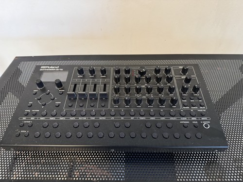 Roland desktop - roland,