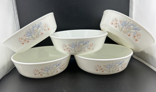 Vintage pyrex blue iris - blue,