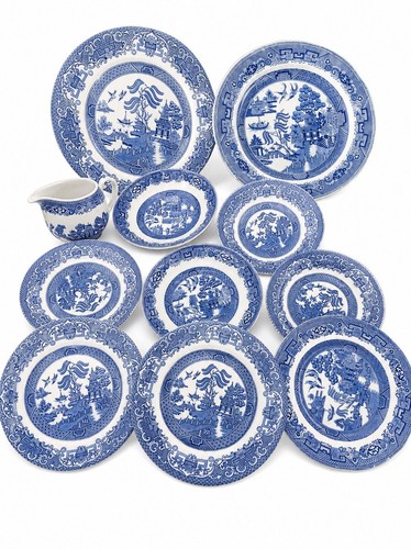 Vintage blue willow piece - willow, 11