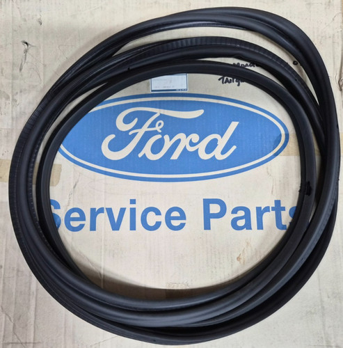 Ford mondeo mk3 st220 rear - ford,