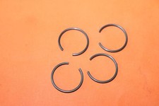 TRIUMPH  500 650  GUDGEON PIN CIRCLIP X 4 E6869 70-6869 WE479 UK MADE