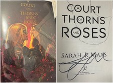 SIGNED A Court of Thorns and