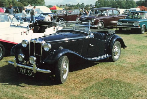 Vintage car photo approx x - car,