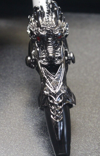 Gothic dragon knuckle - dragon,