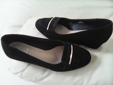 Marks & Spencer Footglove