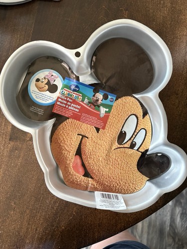 Disney mickey mouse wilton - disney,