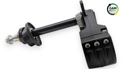 Lower fork triple clamp - triple, te