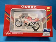 Suzuki RGV 500 Beatle Ref