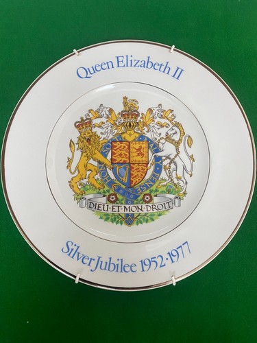 Queen elizabeth silver - elizabeth,