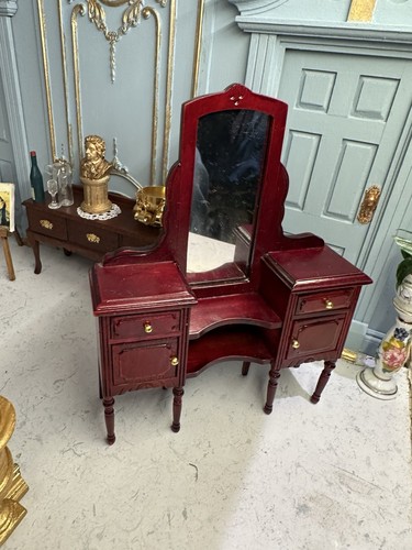 Dolls house bedroom - , furniture