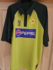 AJ Sports Pakistan Cricket   2005/06 ODI Shirt size XL BNIB 