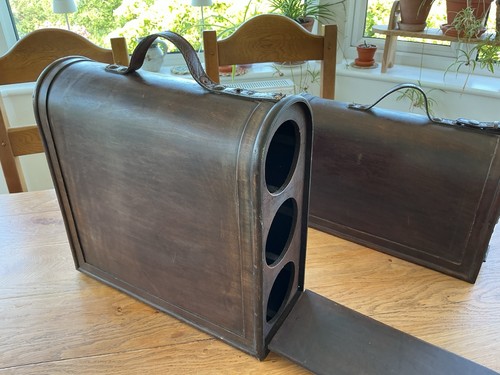 Vintage wine carry - carry, case