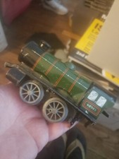 Vintage Wind Up Dark Green
