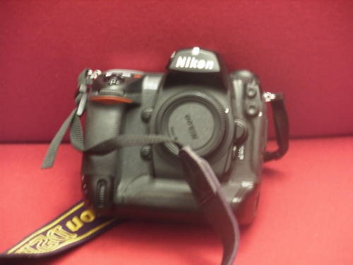 Nikon d2h with low actuations - d2h,
