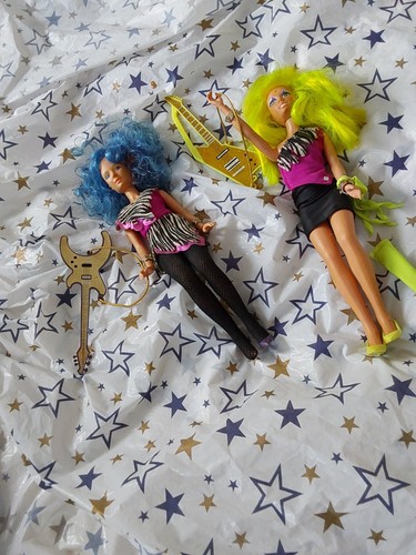 Jem and the holograms pizzazz - jem,