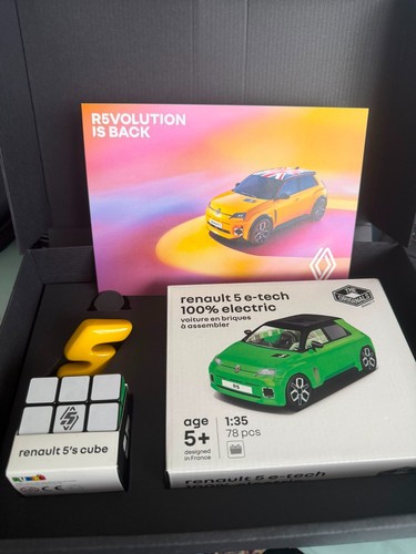 Collectable 2023 renault - collectable,