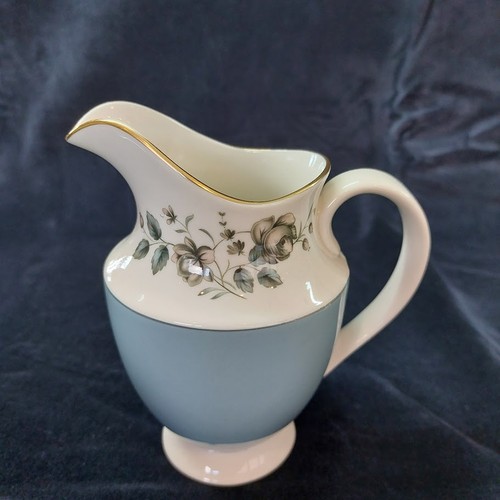 Vintage royal doulton rose - royal,