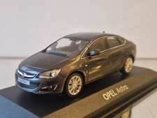 Minichamps Opel Astra