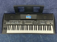 Yamaha PSR SX600 digital