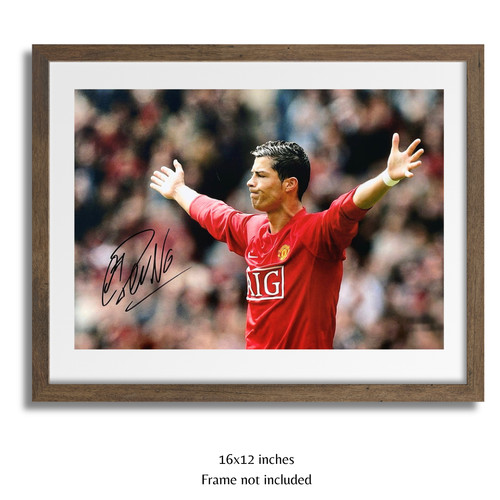 Cristiano ronaldo hand signed - cristiano,