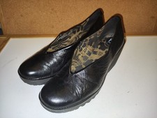 Fly Women's Raised Platform Shoes Size 41