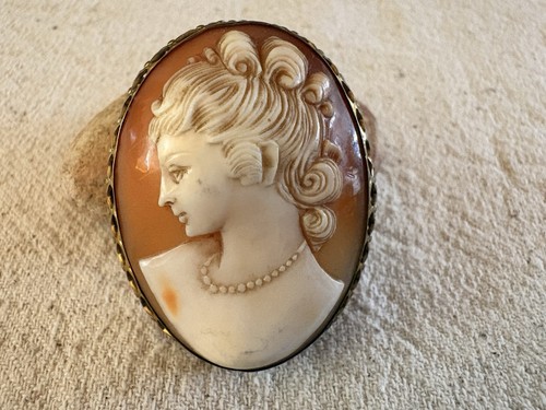 Very beautiful antique - beautiful,
