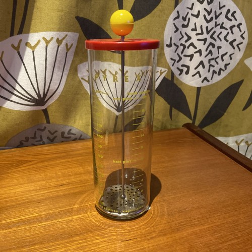 Vintage 1950s Pyrex 1 pint