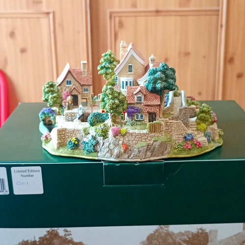 Lilliput lane tranquil - lilliput,