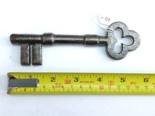 Large old vintage key 01