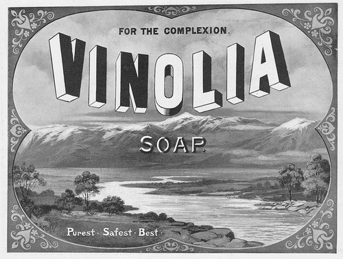 Vinolia soap antique - -,
