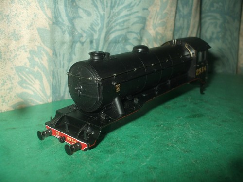 Bachmann lner black loco - black,