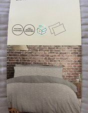 Kirkton House Grey Seersucker Double Duvet Set & 2 Pillowcase