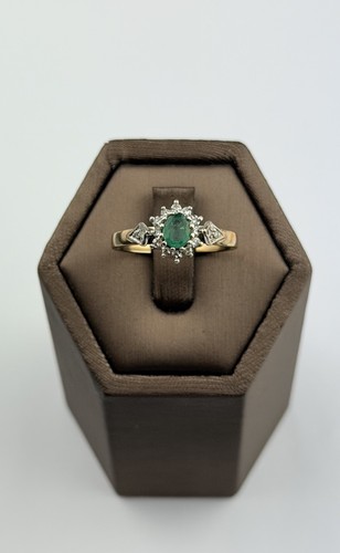 Emerald and diamond - 9ct, gold