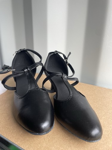 Black strap character dance - black, t-strap