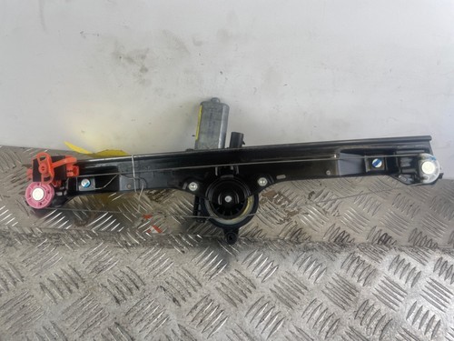 2013 fiat punto 199 - 2013, window