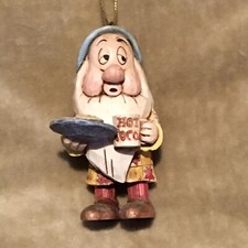 Happy Snow White Hanging