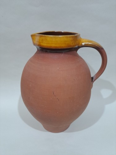 Vintage brannam pottery - c, h