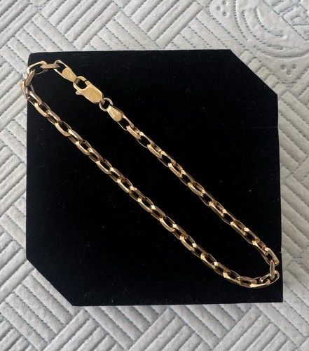 9ct yellow gold oval belcher - oval,