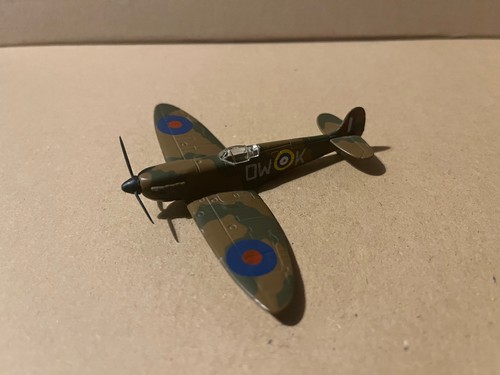 Corgi diecast spitfire - spitfire, raf