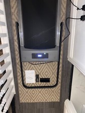 Motorised walking machine 