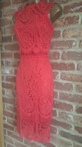 Bnwt lipsy vip peach - vip, coral
